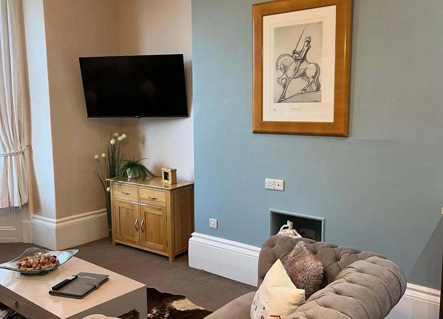 Strathmore Apt Scarborough, Pool, Gym, Parking בריטניה